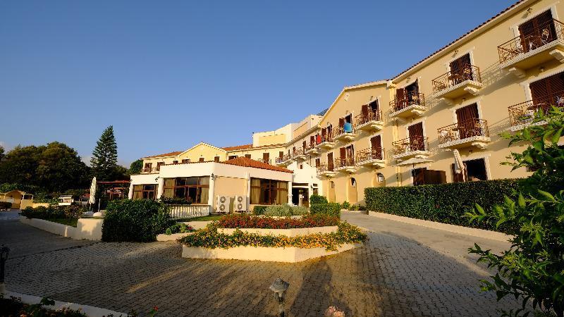 Karavados Beach Hotel Exteriér fotografie